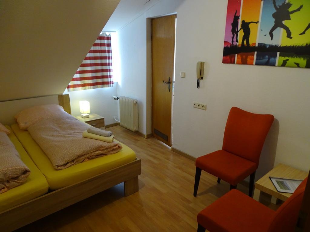 Familie Hotel Kameleon Elleringhausen Exteriör bild