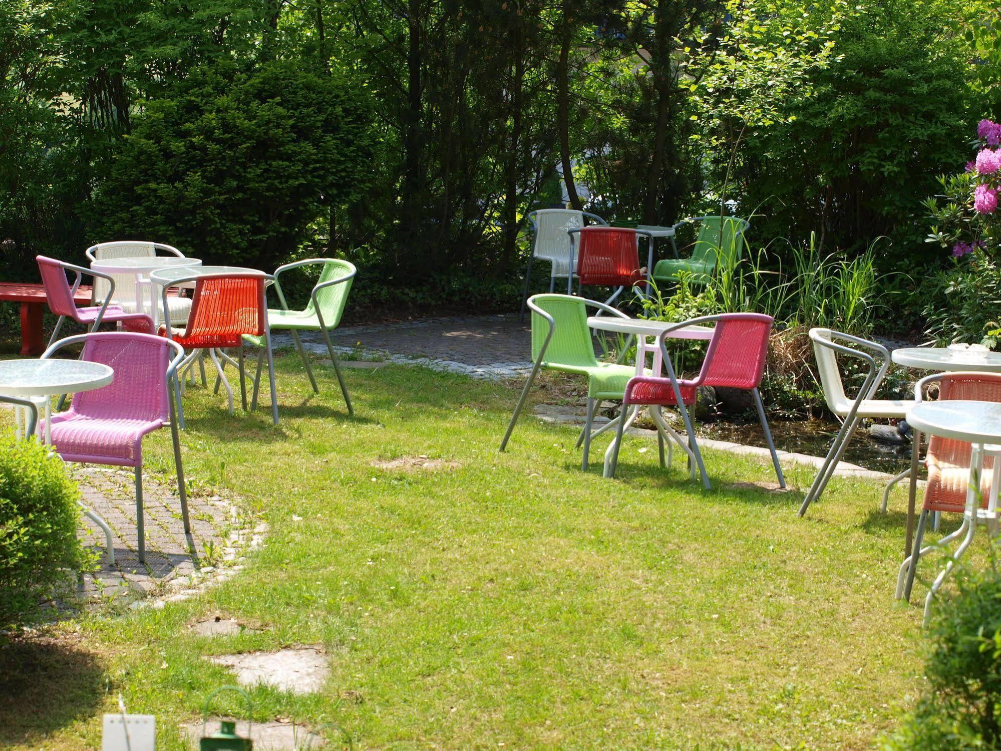 Familie Hotel Kameleon Elleringhausen Exteriör bild