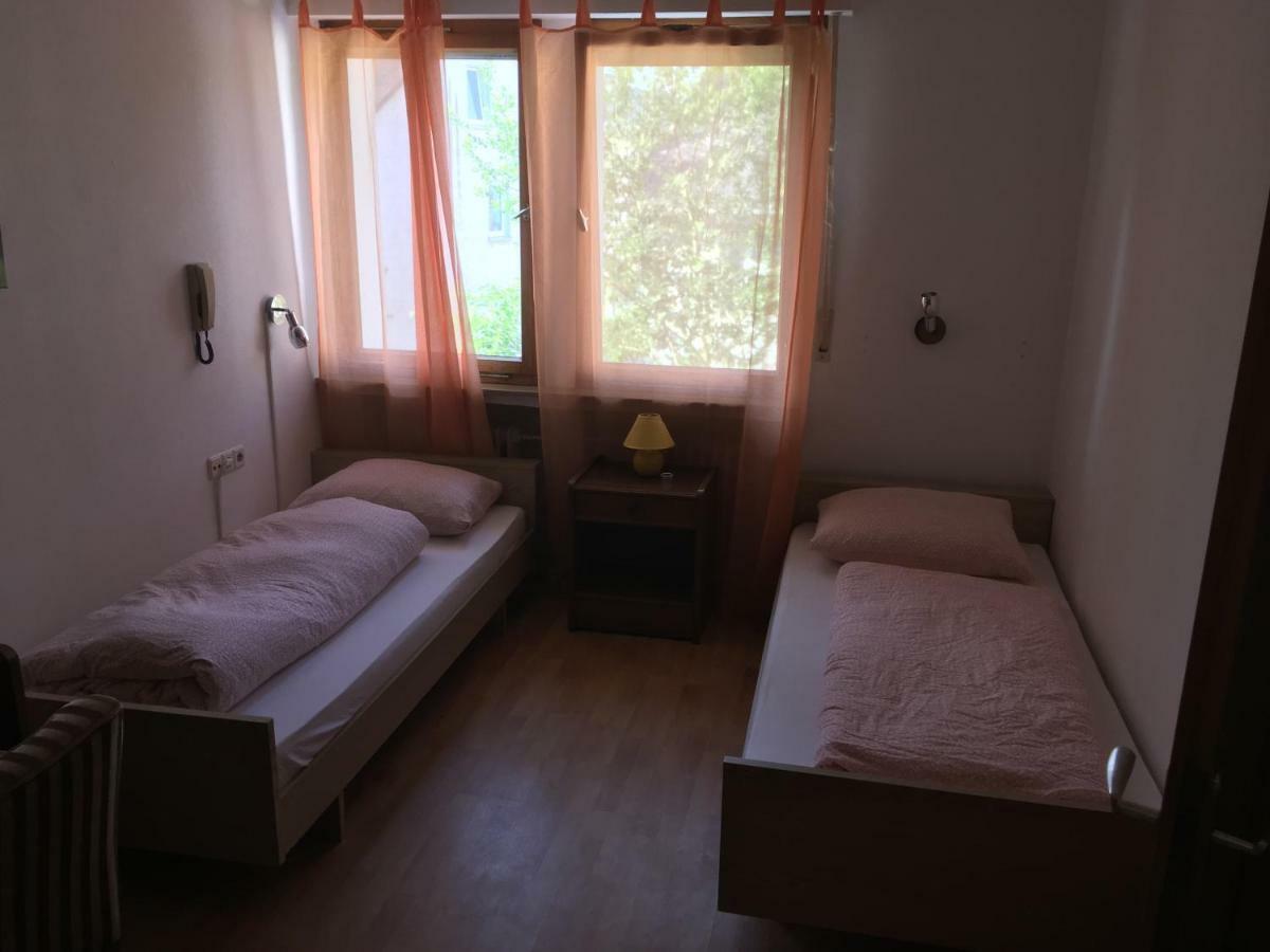 Familie Hotel Kameleon Elleringhausen Exteriör bild